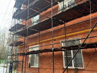 Нет грибкам и морозам: как отремонтируют дом на улице Текстильная в Лобне