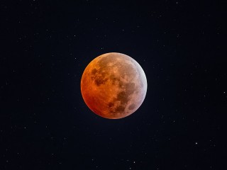 Что будет, если смотреть на Суперлуние 5 и 6 ноября 2025: зловещее предсказание или тайное знамение?