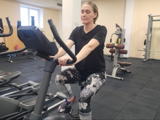 Спортцентр под Звенигородом пригласил на бесплатные тренировки по баскетболу, футболу и борьбе