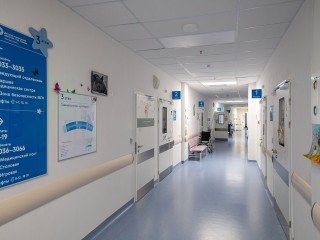 Врачи Центра Рошаля рассказали о реабилитации мальчика после взрыва самодельного устройства в руках