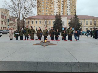 «Обязанность каждого мужчины»: как в Реутове проводили на службу новобранцев