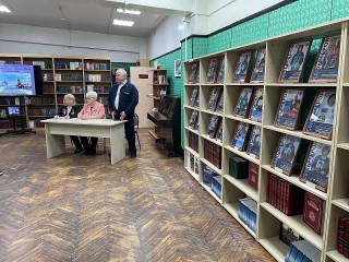 В Воскресенске открылась фотовыставка «Семья героя», посвященная бойцам СВО