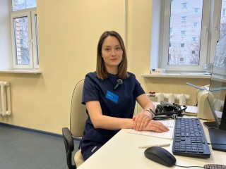 Доктор на все руки: в поликлинике № 2 Дедовска принимает новый терапевт с необычным бэкграундом