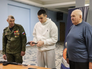 Ветеран СВО научил студентов видеть патриотизм в деталях