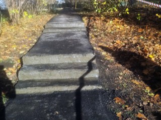 В Одинцове по обращениям жителей обновили пешеходную дорожку у общежития ВШЭ