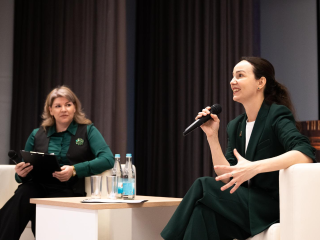 Актриса театра и кино Валерия Ланская провела мастер-класс для школьников в Люберцах