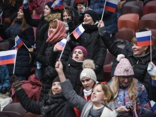 «Россия. Родина. Единство»: концерты и мастер-классы подготовили для жителей в парках Воскресенска