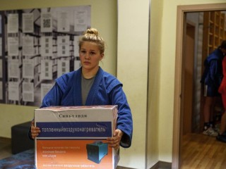 Воспитанники спортшколы «Олимп» собрали гуманитарную помощь для бойцов СВО