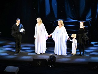 Спектакль для жен и родственников бойцов СВО показали в Серпухове