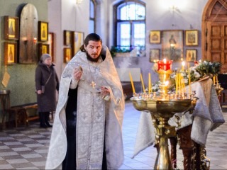 Тайна исповеди священников: кому и как часто батюшки рассказывают о своих грехах