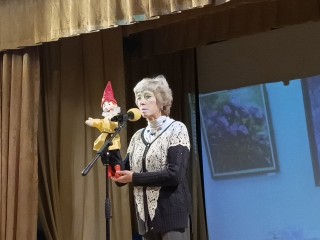 Елена Федорова рассказала школьникам, как прошла путь от стюардессы до писательницы