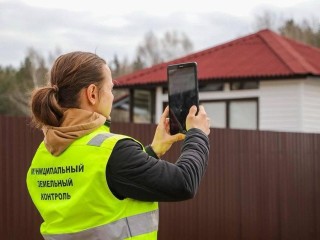 Это переходит все границы: сколько самозахватов земли выявлено в Подмосковье и как с этим бороться