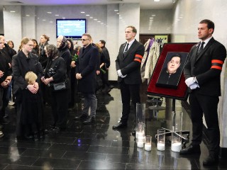 Последняя воля Романа Попова: как проходит прощание с актером «Полицейского с Рублевки»