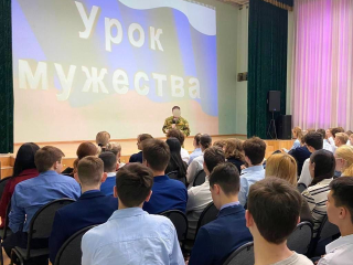 Дивизия Дзержинского проводит патриотические уроки для молодежи