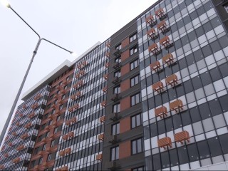 Новоселье в Дубне: ключи от квартир вручили первым жильцам 13-этажного дома