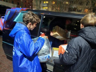 Более тонны гуманитарного груза для участников СВО отправили из Реутова