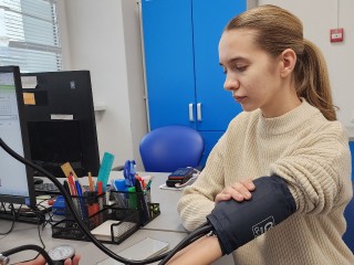 Более 4500 человек прошли диспансеризацию в поселке Свердловский