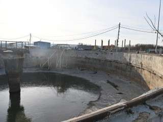 На очистных сооружениях Серпухова завершили остекление и отделку зданий лаборатории и воздуходувок