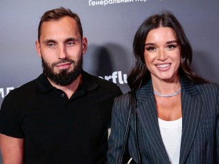 Мечта о густой шевелюре: почему муж Ксении Бородиной решил расстаться с залысинами