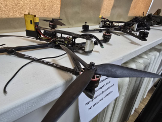 Трофейный БПЛА самолетного типа пополнил выставку в Можайском КДЦ