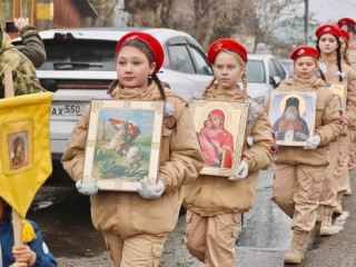 Вместе — сила: как прошел День народного единства и День Казанском иконы в Павловском Посаде