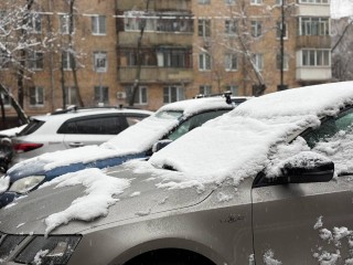 Скрытые риски зимнего вождения: какие факторы действительно влияют на безопасность