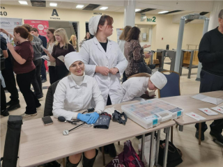 Школьников сориентировали по профессиям: рассказываем, как в Подмосковье выпускникам помогают выбрать стезю и поступить в подходящий вуз