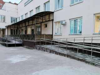 В Щелковской поликлинике обновили вход
