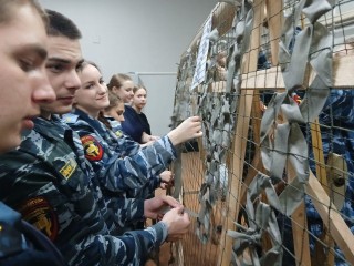 «Вместе мы — сила»: как студенты поддерживают бойцов в ЛНР перед зимним периодом