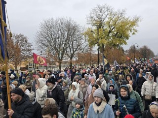 Тысячи коломенцев вышли на улицы города в День народного единства