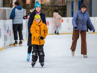 Пух или перо: как выбрать пуховик для холодной зимы в Подмосковье