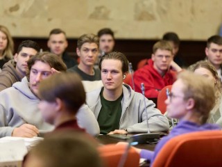 Инженеры нового поколения будут строить с умом: о чем рассказали магистрантам МГСУ в Главгосстройнадзоре