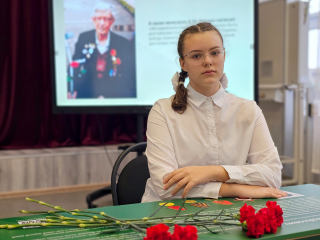 В Луховицах «Партой Героя» увековечили память ветерана ВОВ Анатолия Хардина