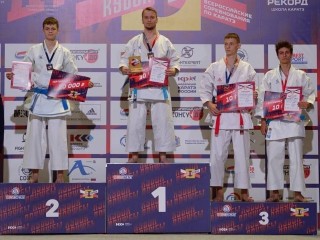 Спортсмены из Клина завоевали пять наград на турнире по каратэ в Тольятти