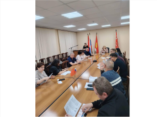 В Серпухове станет чище: власти обсудили работу нового оператора по вывозу отходов