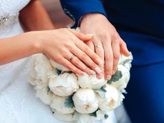 Зимняя сказка для влюбленных: где в Подмосковье устроить уютную и стильную свадьбу