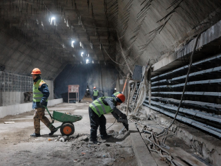Ремонт тоннеля под Волгой в Дубне возобновили: назван новый подрядчик и сроки завершения