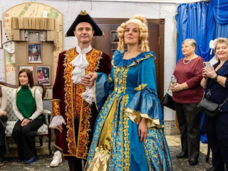 В театре «Камерная сцена» обновили гардероб перед премьерой спектакля