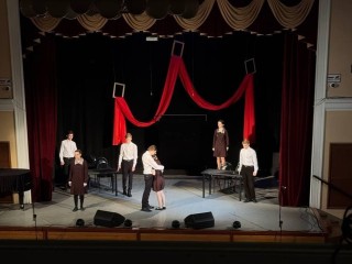 Спектакль «Завтра была война» покорил жюри: театр из Котельников получил спецприз фестиваля