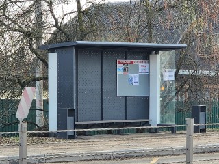 Новые павильоны установили на автобусных остановках в Нижнем Зачатье