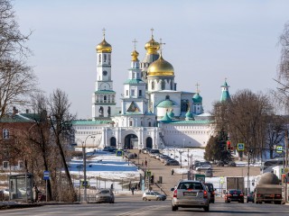 Какой церковный праздник 25 ноября: народные приметы в день Ивана Милостивого