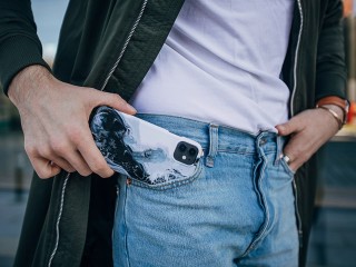 Жители Одинцова могут подтвердить возраст при покупке алкоголя через MAX