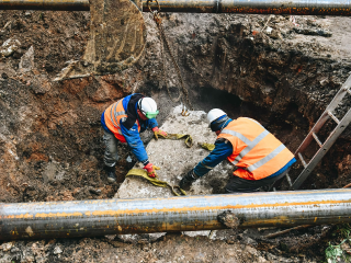 «ТСК Мосэнерго» ремонтирует трубы горячего водоснабжения на 7 улицах в Химках