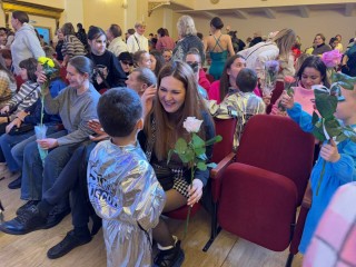 Концертные программы и мастер-классы ко Дню матери: 29 ноября в Талдоме отмечают самый нежный и трогательный праздник