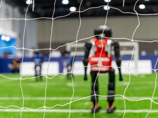 Долгопрудный заявил о себе в ОАЭ: гуманоиды МФТИ обыграли команду, которую сами обучали