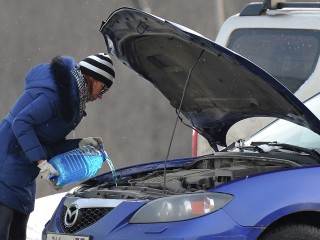 Можно и ослепнуть: как не купить ядовитую «незамерзайку» в этом сезоне