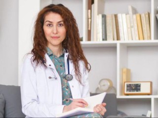 От перекуса до гастроскопии: шокирующий путь пациента, чей организм объявил забастовку из-за режима труда