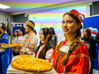 Фольклор, концерт и кухня народов России: в Химках ярко отметили государственный праздник