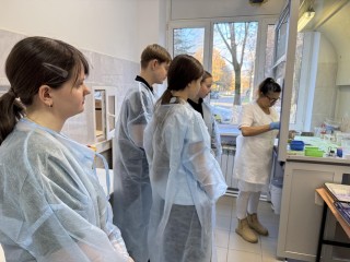 От «ой, страшно!» до «вау, круто!»: как школьники покоряли медицинские высоты в лыткаринской больнице