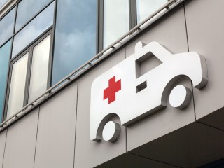 Минздрав в тренде: видео с «вязаными» врачами опубликовали в Сети